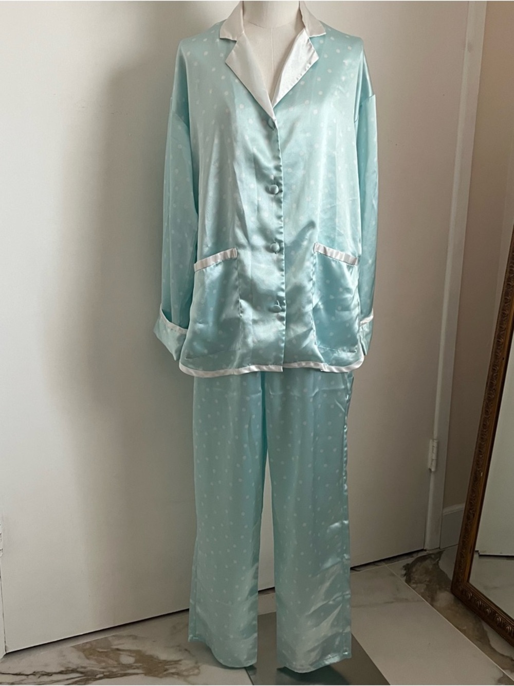 Victoria secret polka dot pajamas